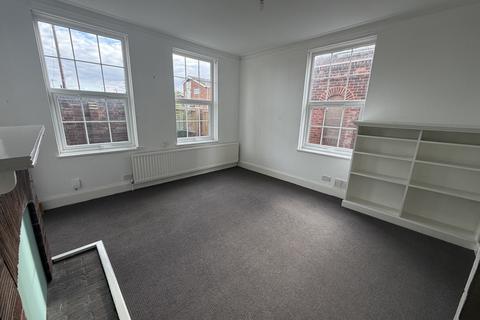 4 bedroom detached house to rent, Wilson Street, Sunderland, Tyne And Wear, SR4
