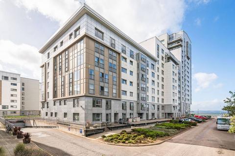 2 bedroom flat for sale, Flat 12, 5 Western Harbour View, Newhaven, Edinburgh, EH6 6PF