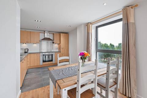 2 bedroom flat for sale, Flat 12, 5 Western Harbour View, Newhaven, Edinburgh, EH6 6PF