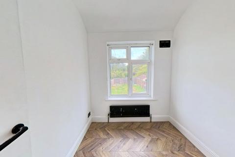 2 bedroom terraced house to rent, Parkside Avenue, Bexleyheath, DA7