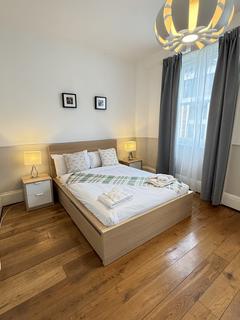 1 bedroom flat to rent, Oxford Street, W1D 1LZ