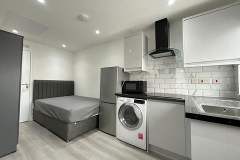 Studio to rent, Kirkstall Place, Milton Keynes MK6