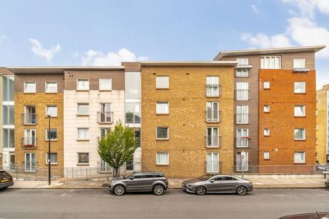 4 bedroom flat for sale, Pigott Street, London E14