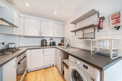4 bedroom flat for sale, Pigott Street, London E14
