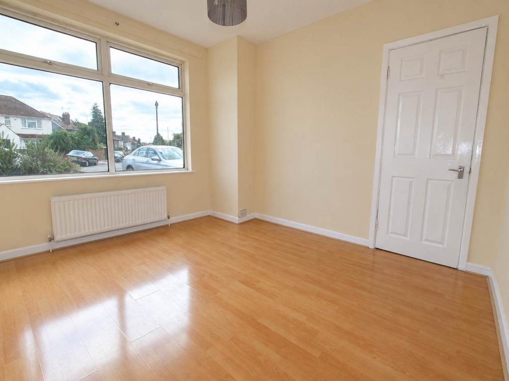 House in Middlesex - View 2