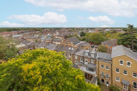 undefined, Holly Road, Twickenham, TW1