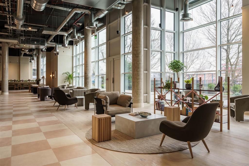 Apartment in London - More