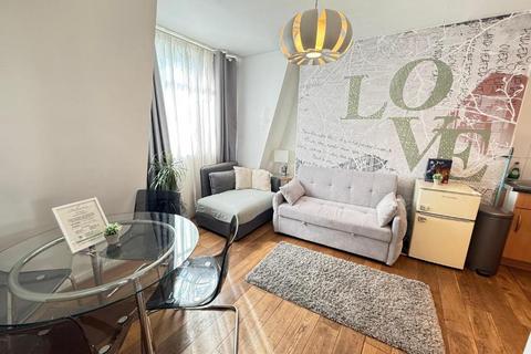 1 bedroom flat to rent, Oxford Street, W1D 1LZ