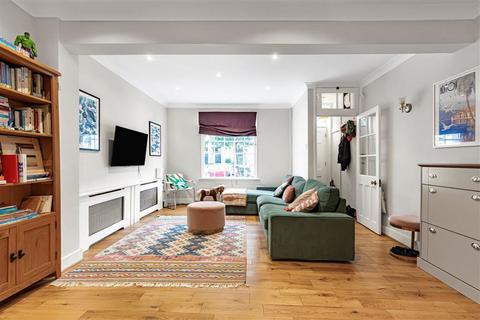 3 bedroom terraced house for sale, Charles Street, London SW13