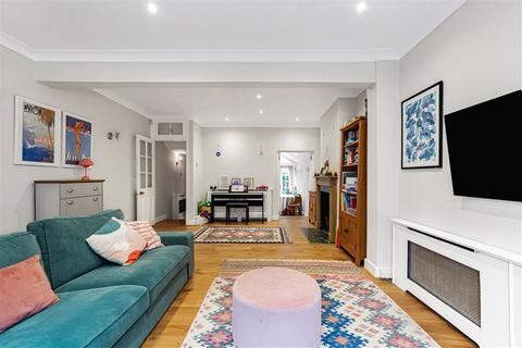 3 bedroom terraced house for sale, Charles Street, London SW13