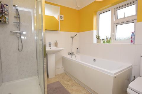 3 bedroom semi-detached house to rent, Meaden Hill, Oxford OX3