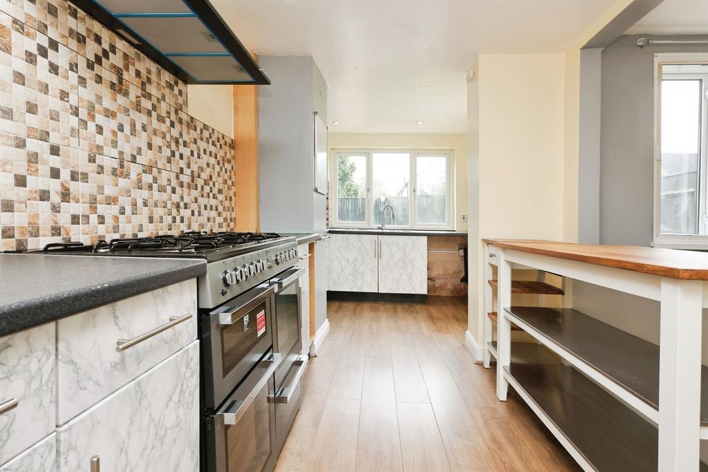 House in Birmingham, West Midlands - View 4