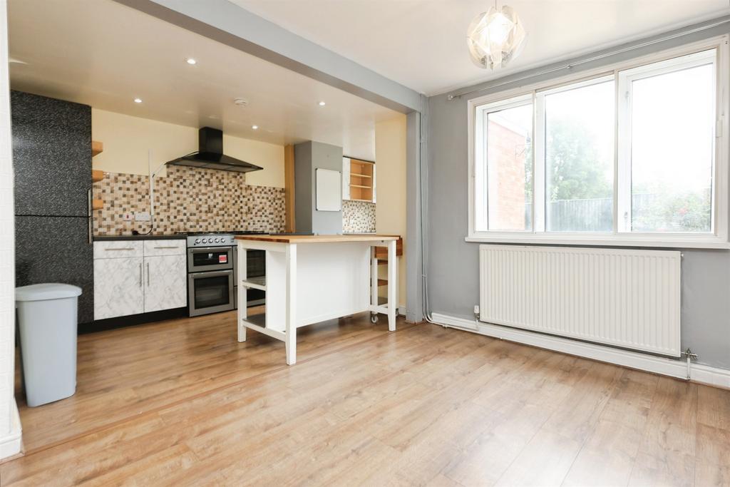 House in Birmingham, West Midlands - View 5