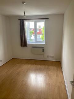 2 bedroom flat to rent, 2 Bedroom Flat – Greenslade Road, Barking, IG11