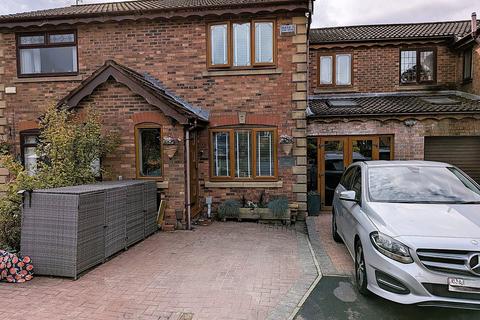 3 bedroom semi-detached house for sale, 10 Cranleigh Close, Watersheddings,  Oldham, OL4 2HZ