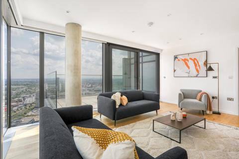 3 bedroom flat to rent, Wood Lane, White City, London, W12
