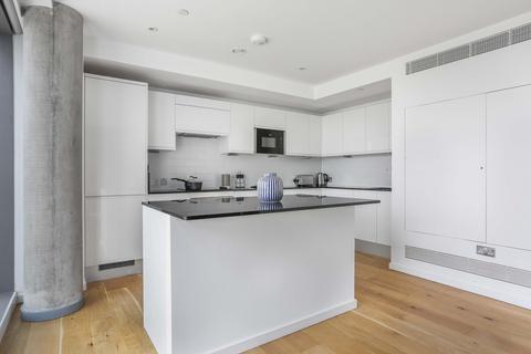 3 bedroom flat to rent, Wood Lane, White City, London, W12