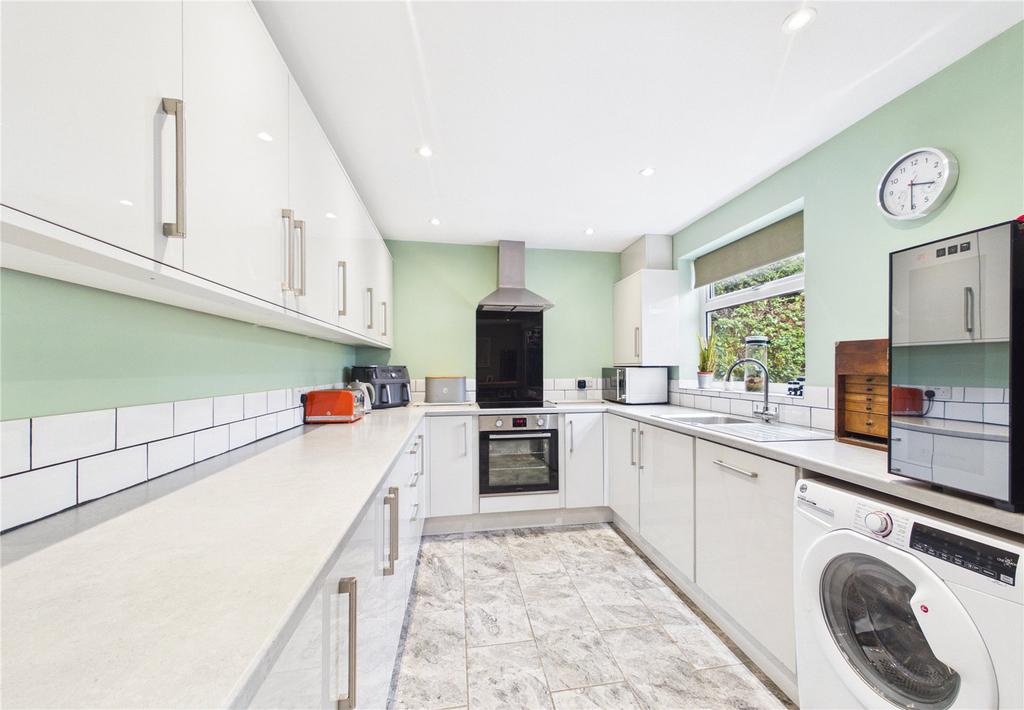 House in Reading, Garston Park, Tilehurst - View 3