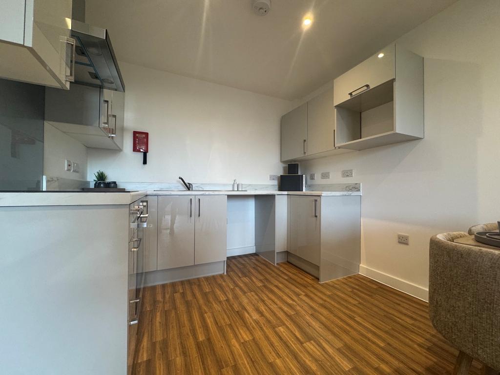 Apartment in Leicester - View 3