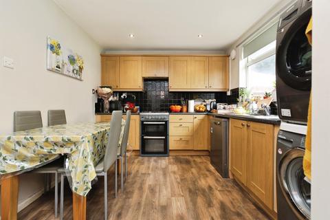 3 bedroom semi-detached house for sale, Greenfield Avenue, Cradley Heath