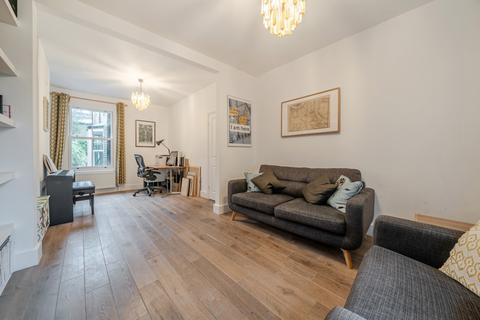 3 bedroom terraced house for sale, Fort Road, London