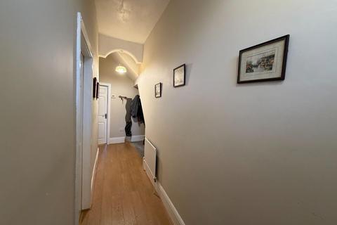 2 bedroom flat for sale, Park Crescent East, North Shields