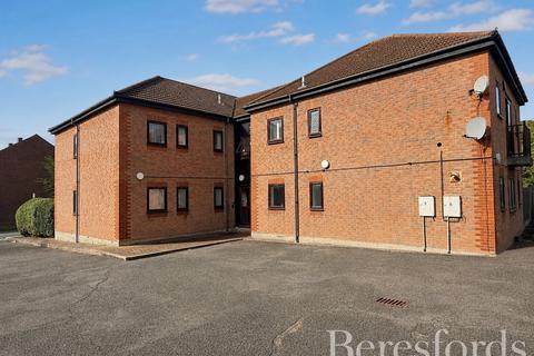 1 bedroom apartment for sale, Penny Close, Rainham, RM13