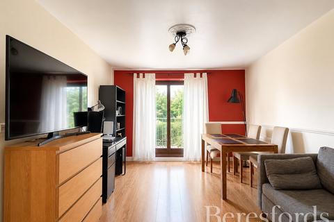 1 bedroom apartment for sale, Penny Close, Rainham, RM13