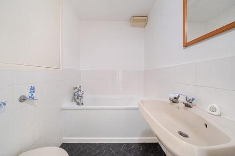 Studio for sale, Vanbrugh Park Road West, London