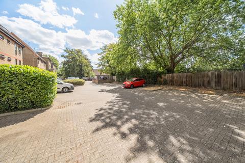 Studio for sale, Vanbrugh Park Road West, London