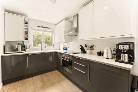 undefined, Milford Mews, London SW16