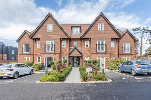 2 bedroom flat for sale, Linksfield Road, Westgate-on-Sea, Kent, CT8