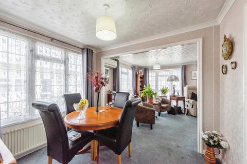 2 bedroom detached bungalow for sale, The Firs, Bury St. Edmunds
