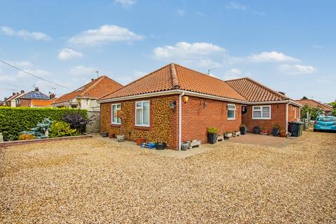 4 bedroom detached bungalow for sale, Lynn Road, Dersingham