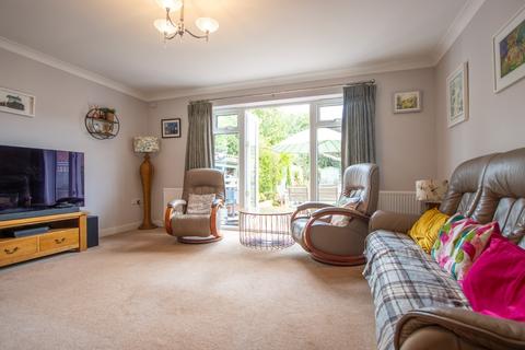 4 bedroom detached bungalow for sale, Lynn Road, Dersingham