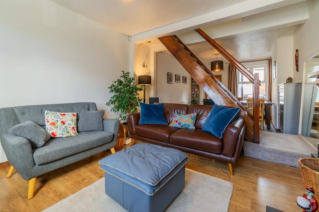 House in Leicester, Aylestone - More