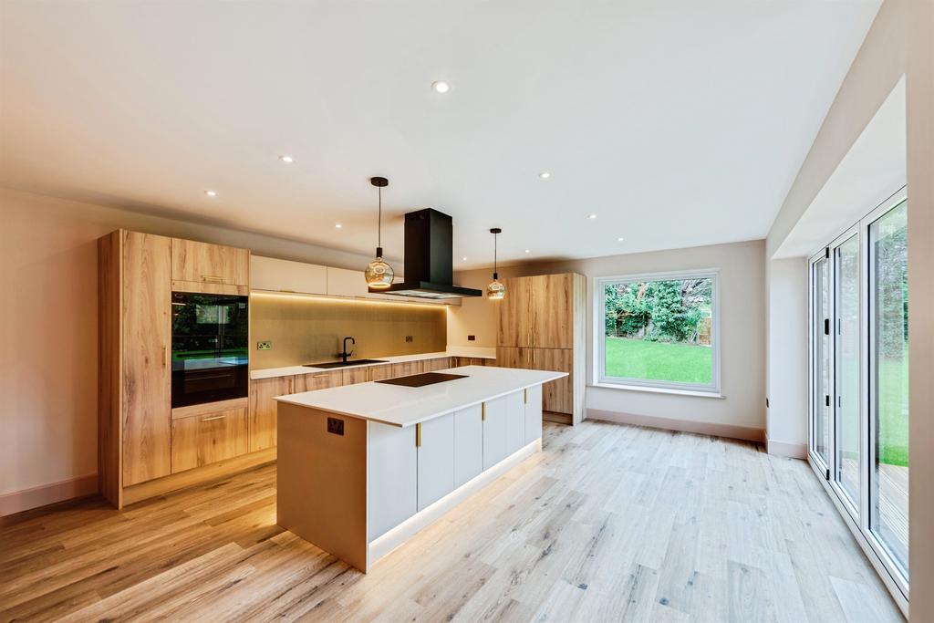 House in Witney - View 5