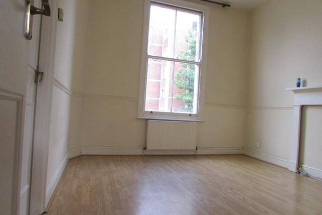 Apartment in LONDON - View 2