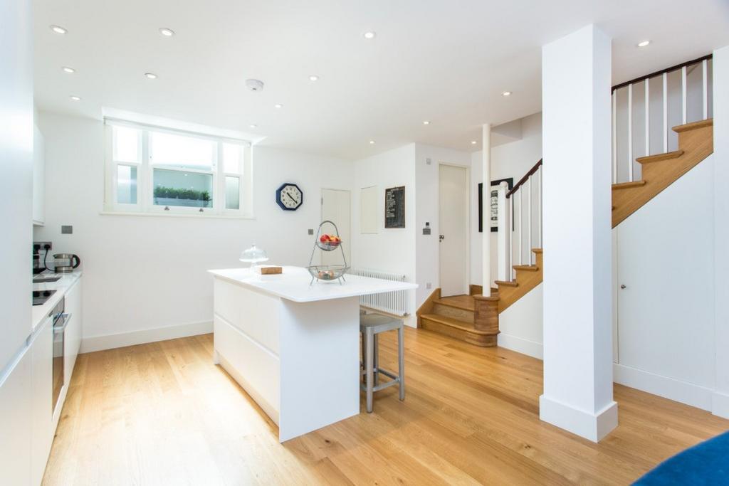 House in Hampstead - View 5