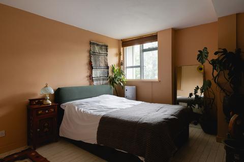 undefined, Keeling House, Claredale Street, Bethnal Green, London, E2