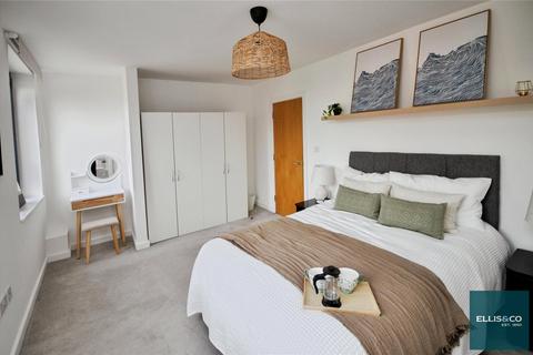 2 bedroom apartment for sale, High Road, North Finchley, N12