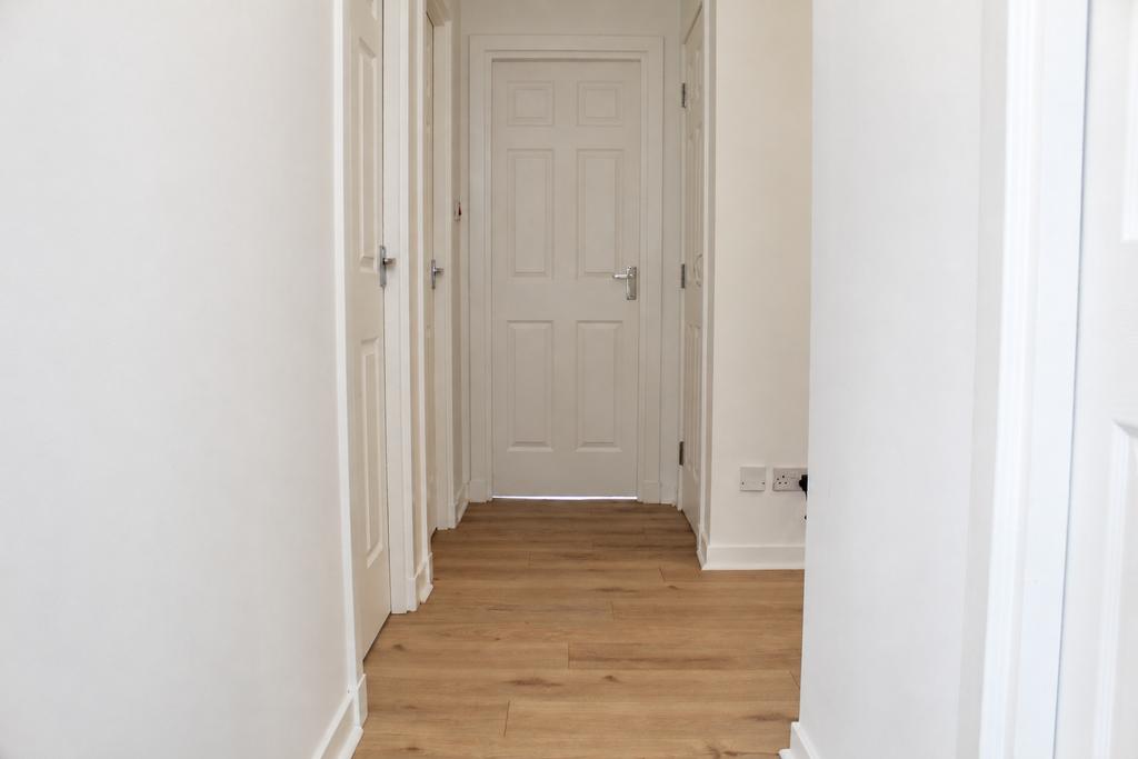 Apartment in Edinburgh - More