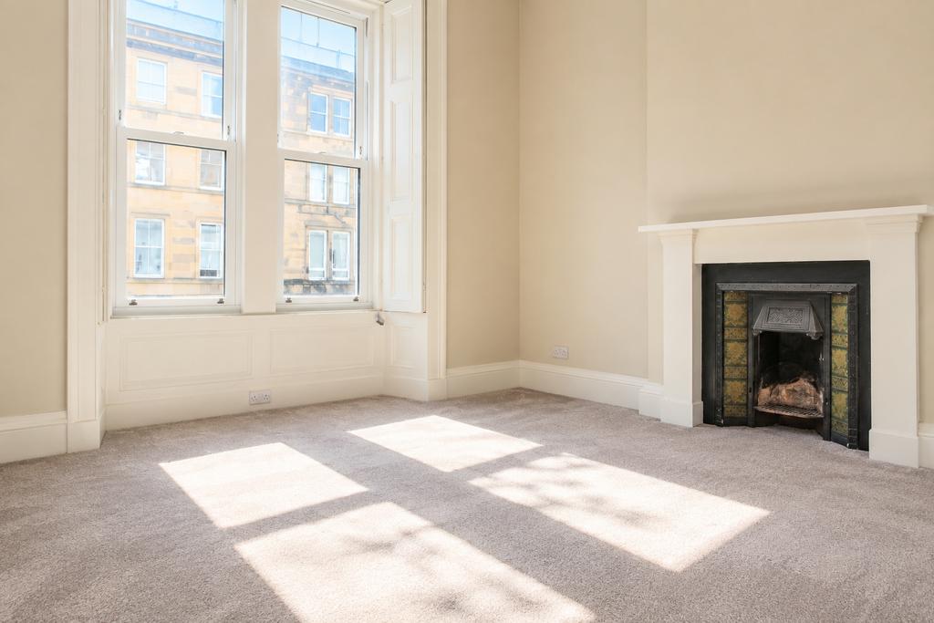 Apartment in Edinburgh - View 4