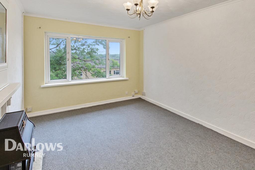 Apartment in Cardiff, Llanrumney - View 3