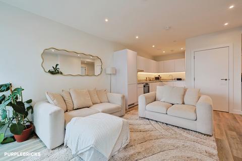 1 bedroom apartment for sale, Park Boulevard, Shepherds Bush, W12