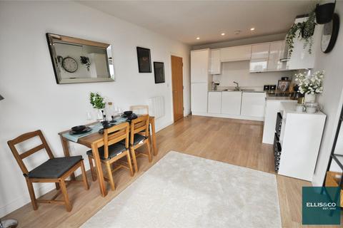 2 bedroom apartment for sale, High Road, North Finchley, N12
