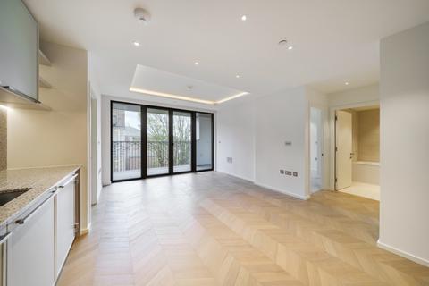 2 bedroom apartment to rent, Farnfield Close London N8