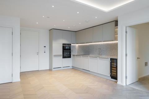 2 bedroom apartment to rent, Farnfield Close London N8