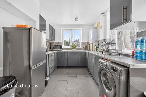 2 bedroom semi-detached house for sale, Hampton Road, Croydon