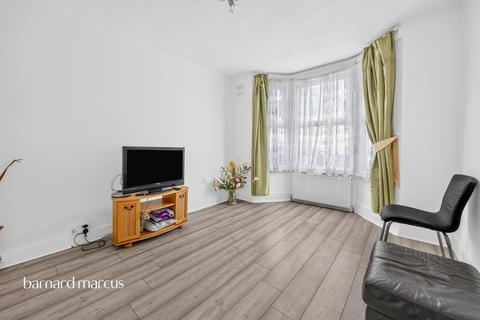 2 bedroom semi-detached house for sale, Hampton Road, Croydon